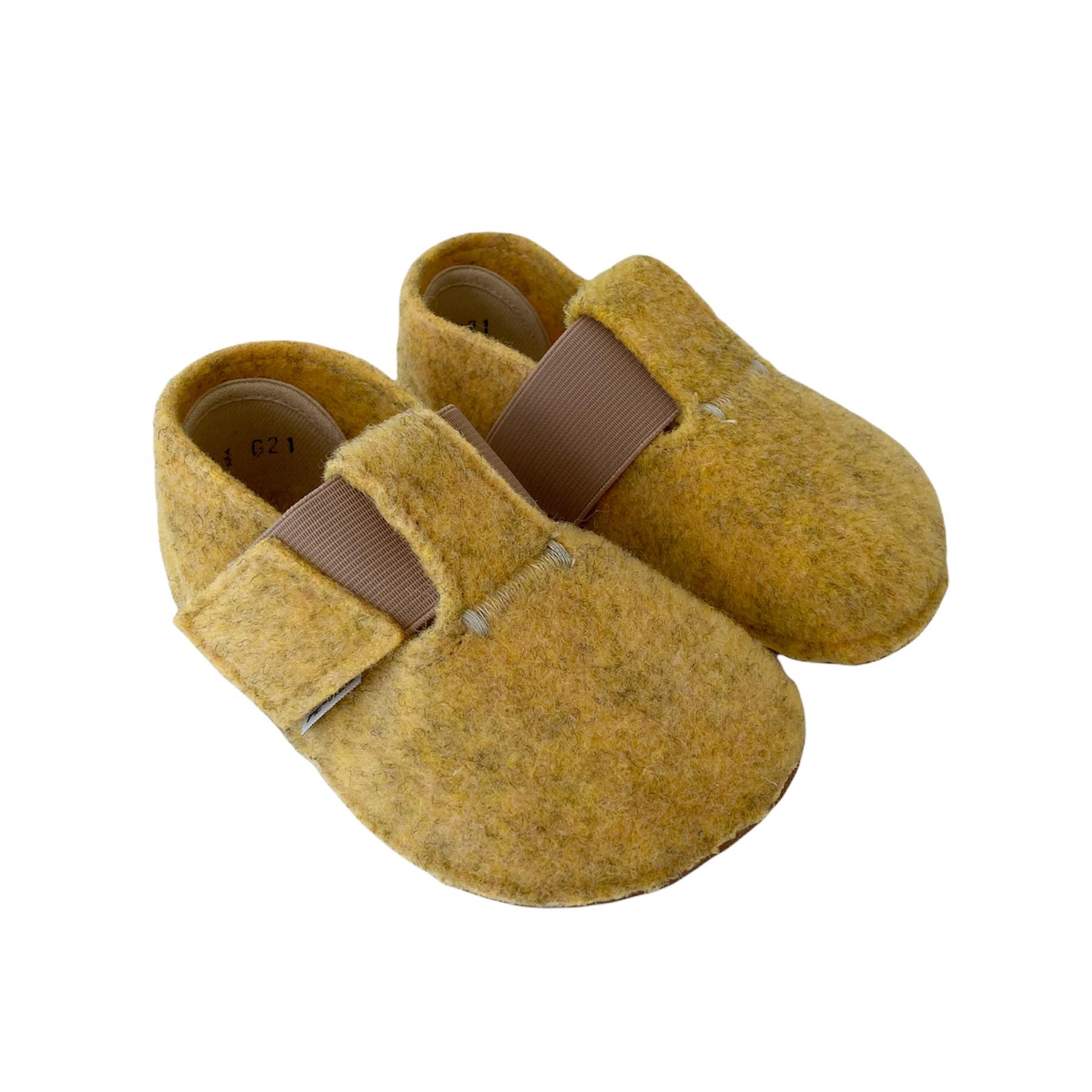 Přezůvky Pegres BF02 žlutá vel. 22